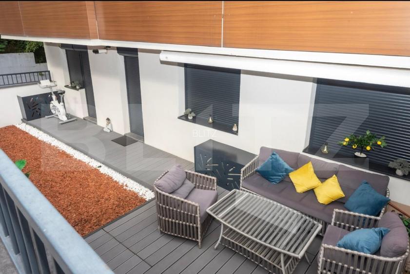 Apartament cu 3 camere, 60 mp, cu terasa de 37 mp si parcare, in zona Vivo - 2