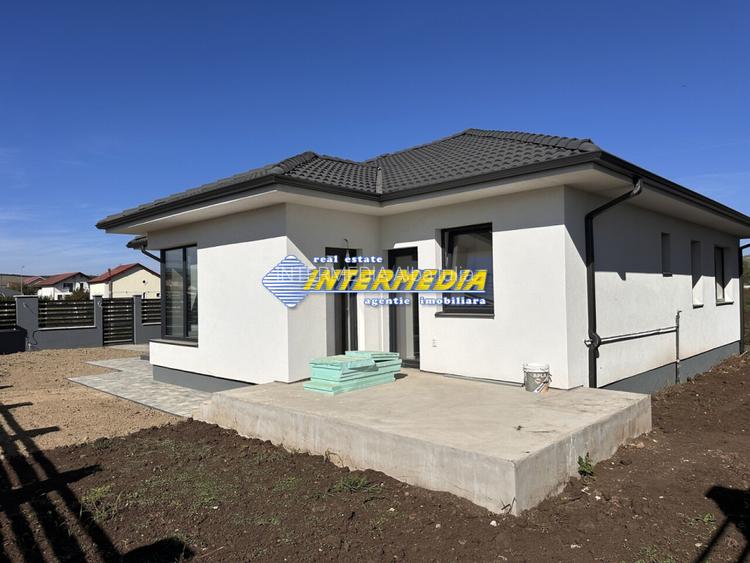 Casa frumoasa pe un nivel finisata lAlba Iulia cu 435 mp Teren oate utilitatiile - 10