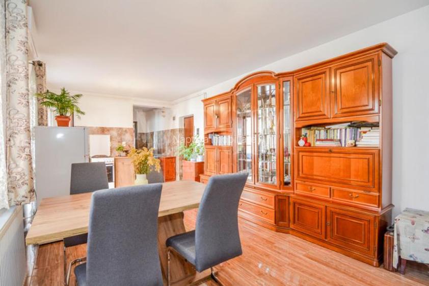 Apartament 3 camere de vanzare in Floresti - 2