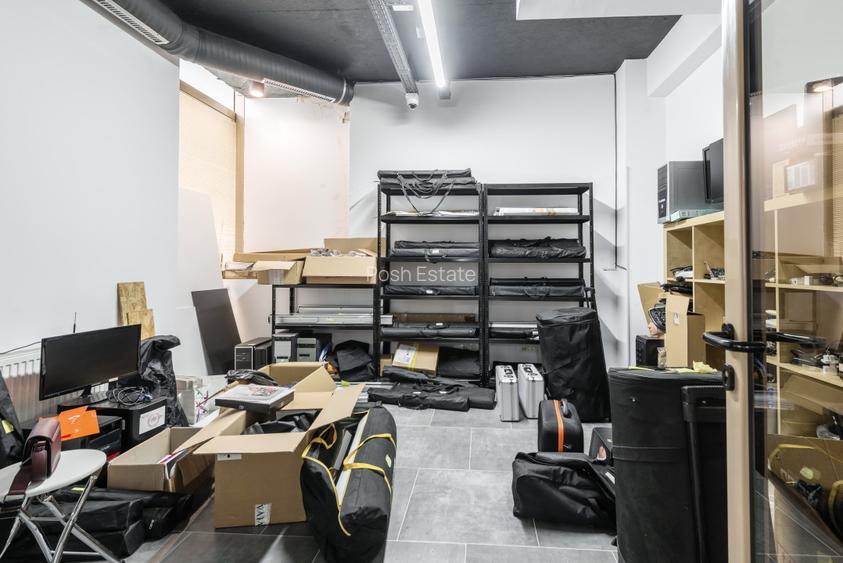 Hale depozitare/productie + Cladire de birouri | Teren 4213 m.p. | Tunari - 17