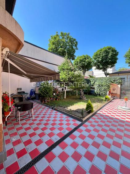 Casă cu Demisol + Parter și Spațiu Comercial Ultracentral-Tomis Mall 414000  eur - 24