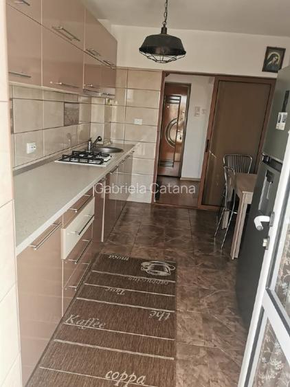 Inchiriez apartament 2 camere spațios, Calea Mărășești 151 (lângă McDonald s) - 2