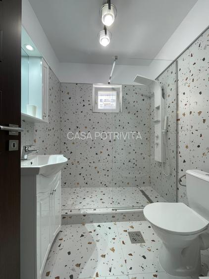Tomis Plus, garsoniera decomandata, mobilata si utilata nou, parcare acoperita - 24