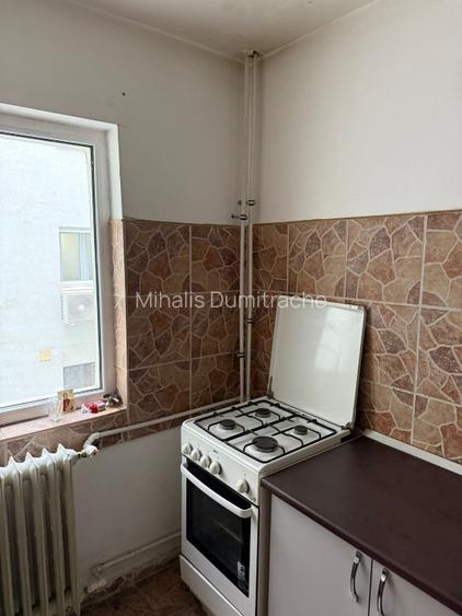 Apartament 3 camere decomandate, 1974, NECESITA RENOVARE  - 2