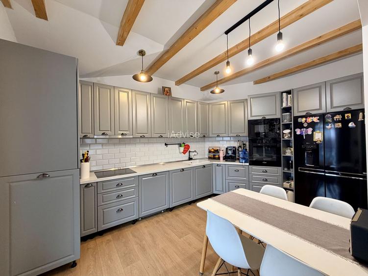 Penthouse 4 Camere – 180 mp +  terasă 35 mp către Tâmpa - 16
