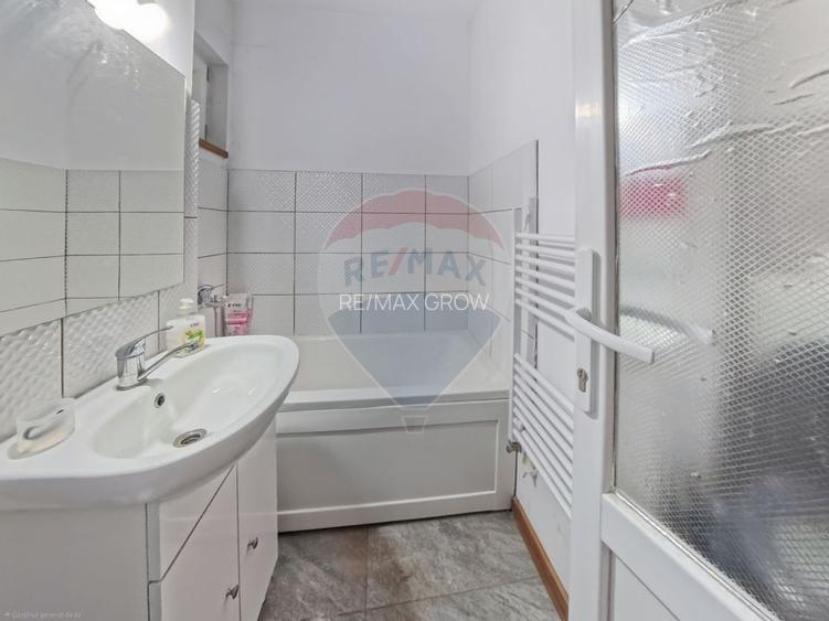 Rezervat! Spațiu comercial la parter de vânzare Mioritei - Bacau - 7