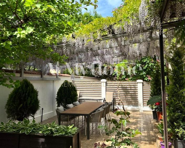 VILA FOARTE SPATIOASA MOBILATA/UTILATA/6 CAMERE//IANCU NICOLAE - 2