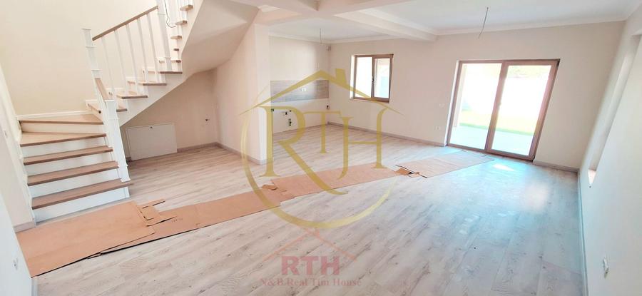 Oferim spre vanzare Duplex cu 5 camere situat in Giroc aproape de DAF