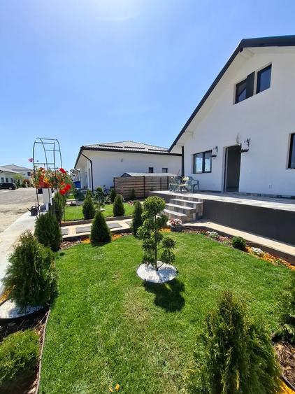 Casă individuală cu 3 camere și grădină amenajată