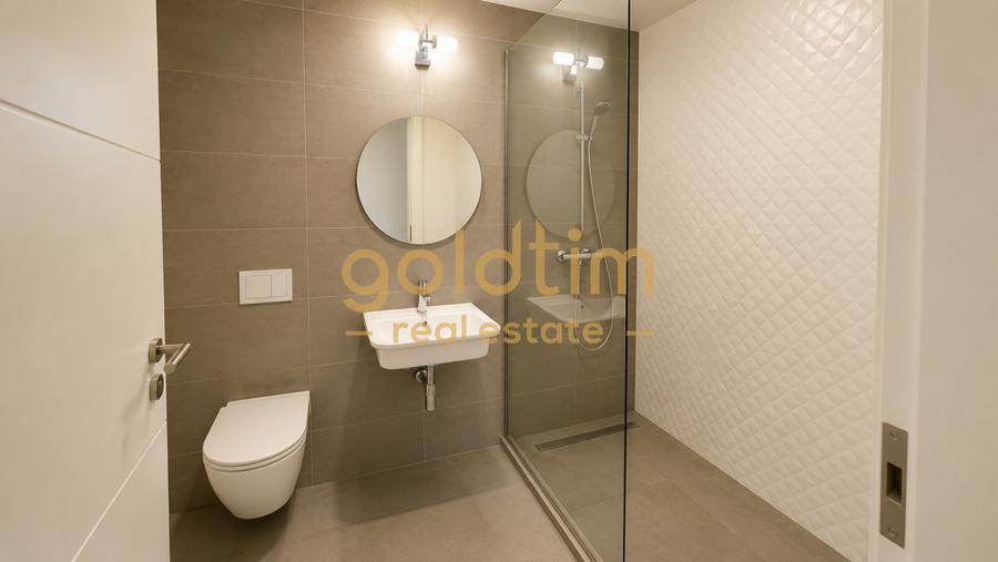 VILA 5 CAMERE/NEW POINT/CURTE PROPRIE / 2 LOCURI PARCARE