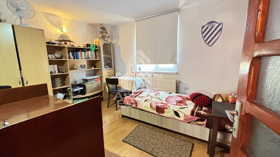 Casa cu 6 camere, 200 mp, 2 fronturi, Zona Mehala - 5