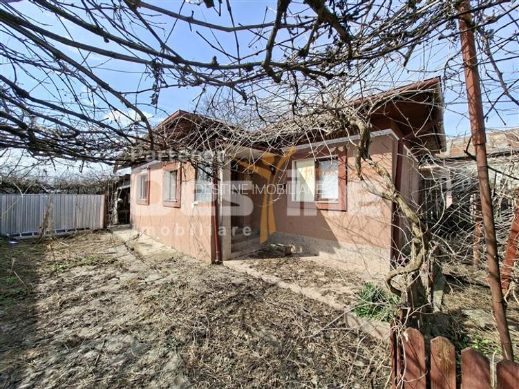 Teren situat în intravilan ul comunei Brazi, 1257 mp, construcție demolabila - 6