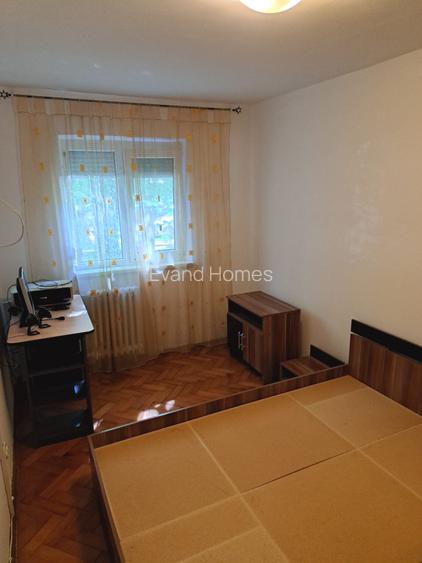 Apartament 3 camere-parter inalt-ideal pentru locuit sau investitie-zona Dacia - 7