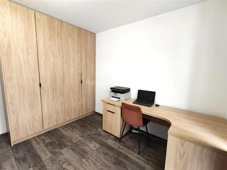 Casa moderna,  singura in curte - Izvor - 11