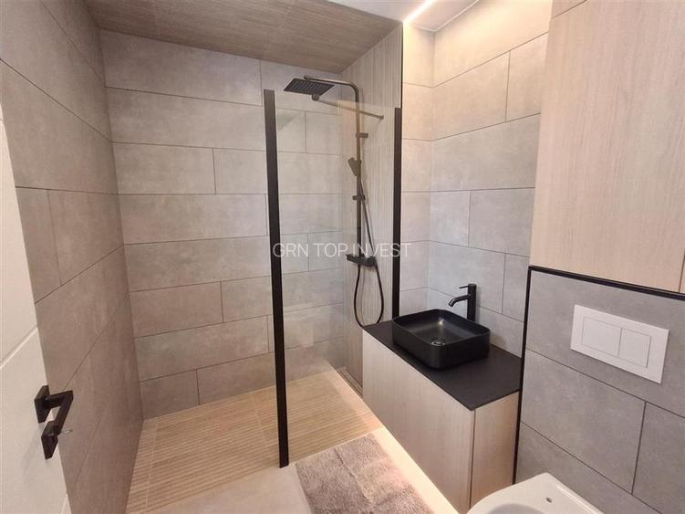 Apartament de LUX  2 camere decomandat pivnita zona Strand - 10