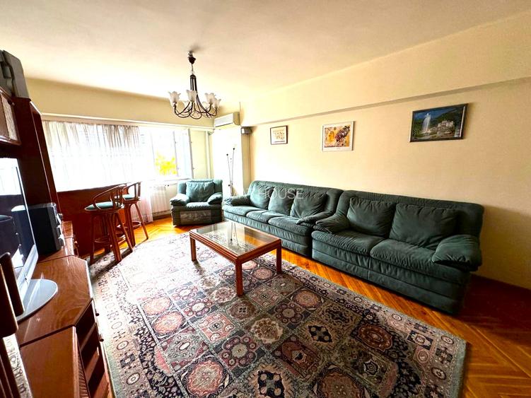 4 CAMERE 1991 5/7 UNIRII CASA POPORULUI MONOLIT CU VEDERE LA FANTANI MOBILAT - 4