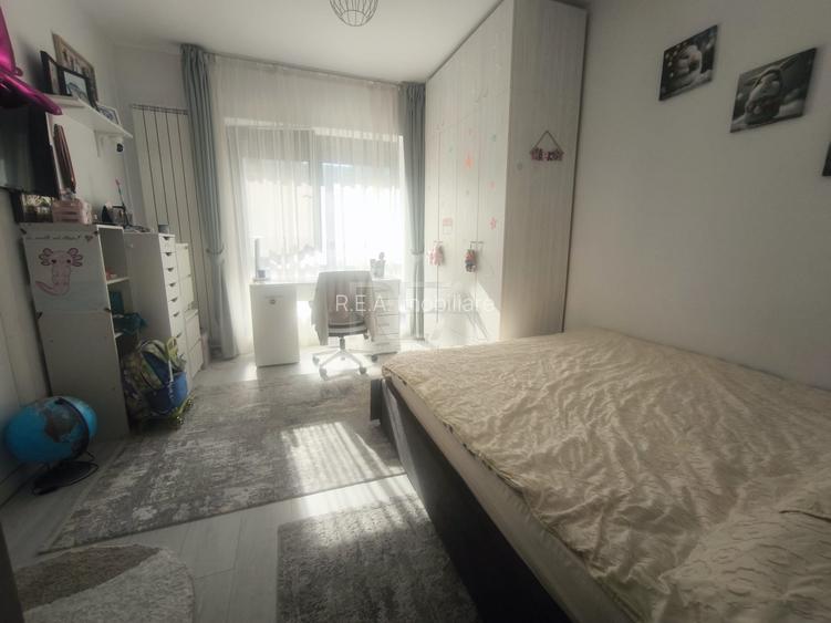 Apartament 4 camere, Politehnica - 23