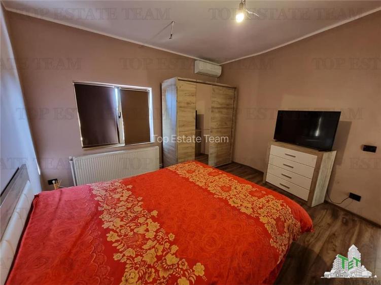 2 case  la pret de una in Valu lui Traian - 14