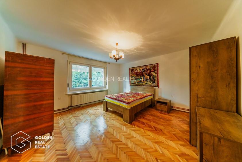 Vila superba, P+E,  Cuvin, 9 camere, 200 mp si teren 1300 mp plus anexa 3 camere - 13