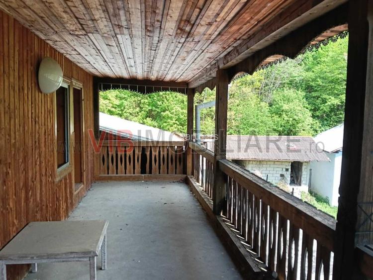 Proprietate turistică | Fost hotel | Teren 8900 mp | Aproape de Dunăre - 8