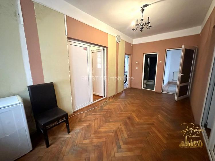 Casa cu 8 camere de inchiriat in zona Centrala - Oradea - 17