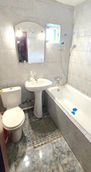 Apartament 1 camera decomandat, etaj 1/4, centrala, balcon inchis, geam la baie - 10