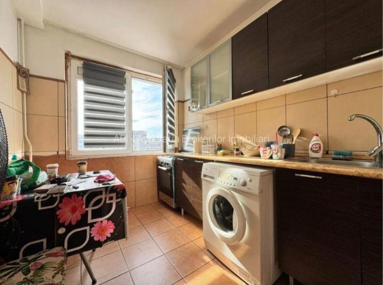 Dristor Mc Donald s,ap 2 camere,bloc 1984, mobilat/125.000euro - 5