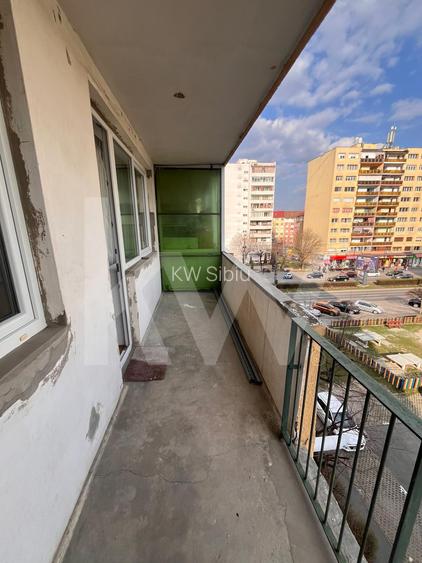 Apartament 3 Camere - Zona Mihai Viteazu - inchiriere - 12