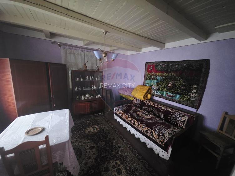 Casă / Vilă cu 4 camere de vânzare - 13