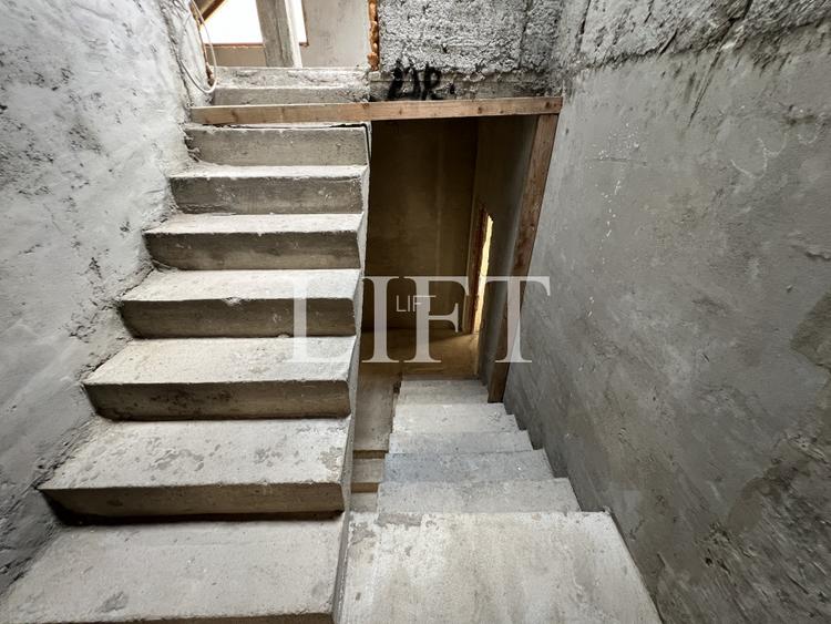 Pret Redus - Casa/Pensiune, teren 2300mp, Bran - Sohodol  - 26