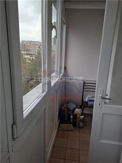 Gara de Nord  -  pe b-dul IG DUCA - 2 minute de metrou - 11