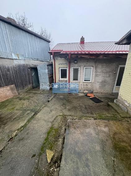 Casă de vânzare – Strada Ramadan - 4