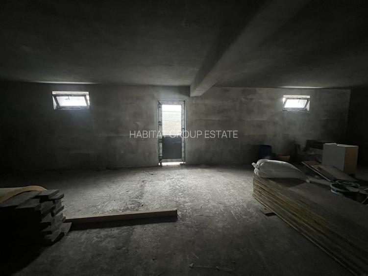 Duplex  175 mp utili 58 mp demisol curte 180 mp finisaje la alegere 3 bai - 9