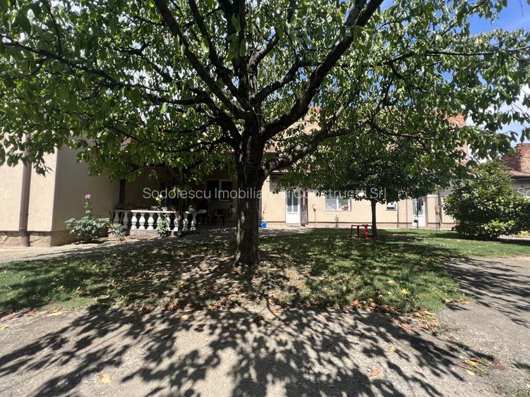 CASA CU TEREN GENEROS- 1.593 MP - 3