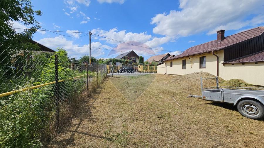 Casă / Vilă, teren 1700mp,  în Lisaura-Ipotești, Suceava - 9