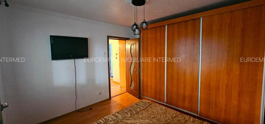 Apartament 3 camere decomandate zona Inel 2 - 16