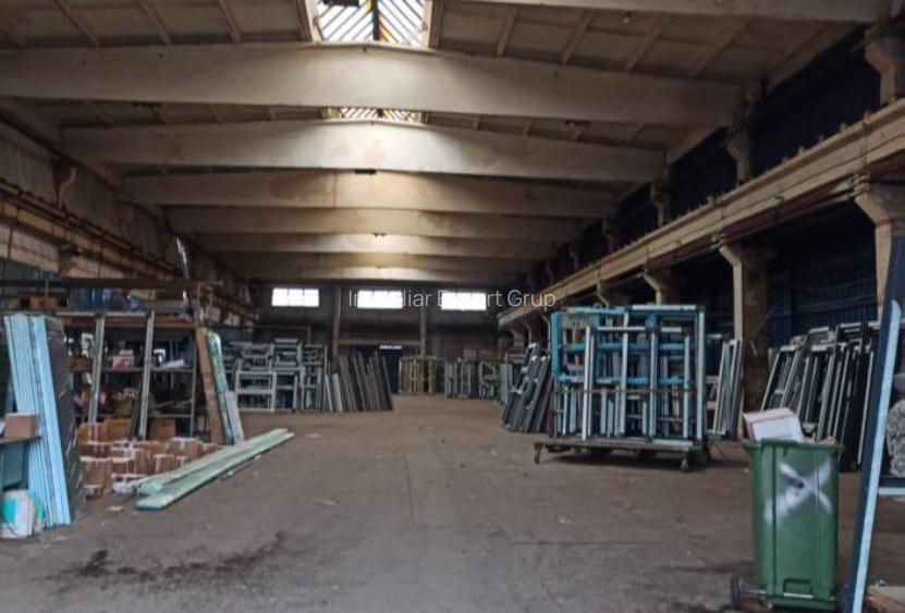 Zona metrou Republica, Industriilor - hale diverse dimiensiuni - 2