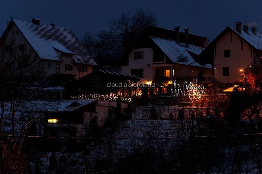  Pensiune Activă & Vilă  Versatilă pe Drumul Poienii – Vedere P - 12
