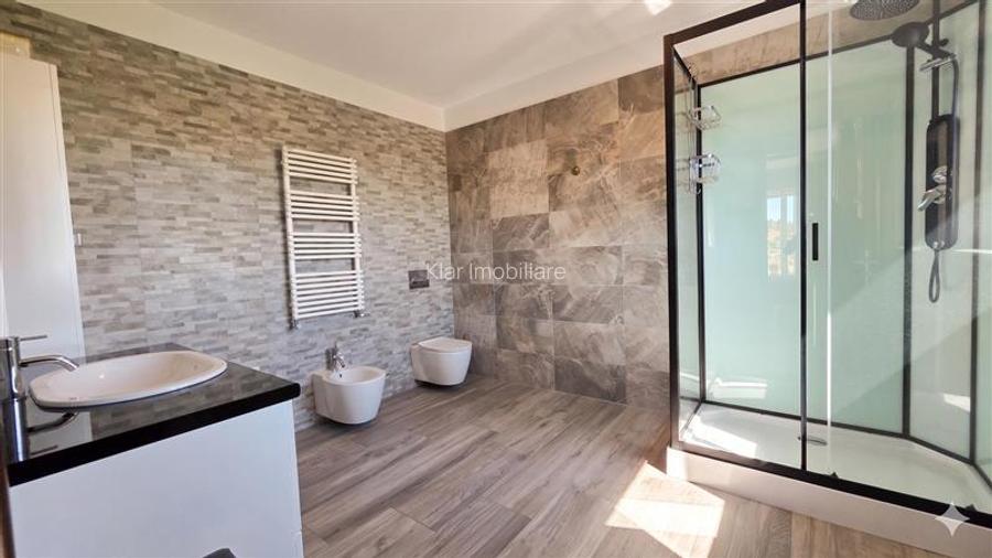 Muta-te direct in casa visurilor tale! Vila premium complet echipata in Someseni - 7
