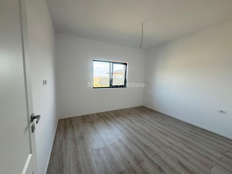 Casa Individuala pe parter in Mosnita, Toate Utilitatile, Drum asfaltat - 10