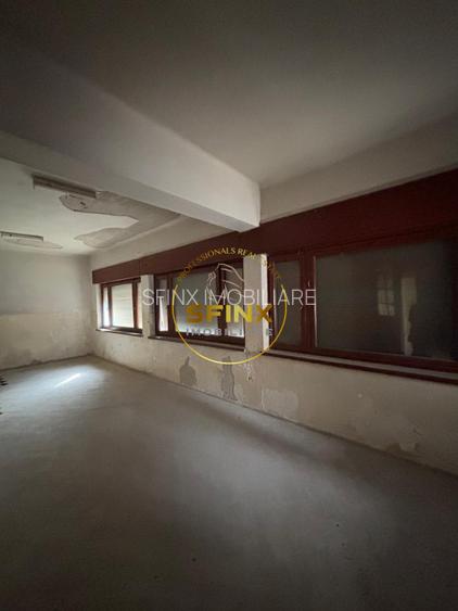Vila interbelica somptuoasa, Sinaia. Necesita renovare, oportunitate - 6