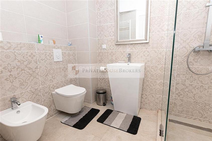 Pipera | Rond OMV | The Class 2 | Bloc 2022 | Parcare - 16