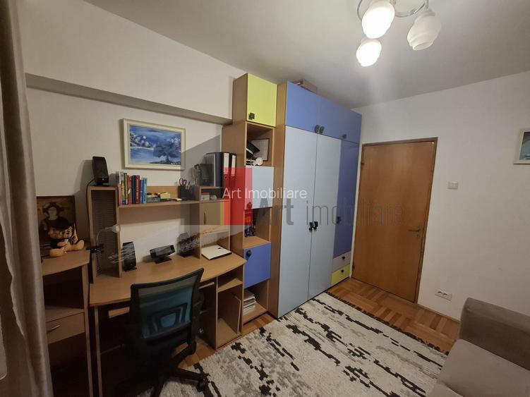 Apartam 3 camere, SD, et.9/10, Piața Sălăjan - 6