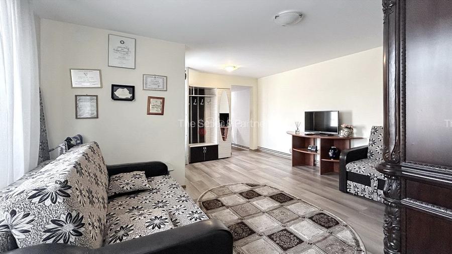 Zona Linistita Structura Generoasa - 12