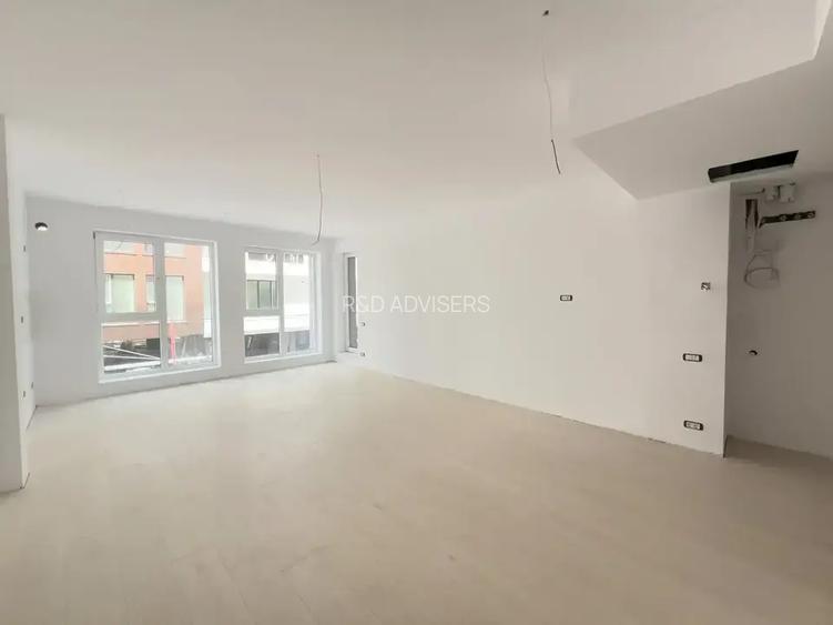 Studio Premium Pipera MTM Pipera Lake 45 mp Mutare Mai-Iunie 2026 - 2