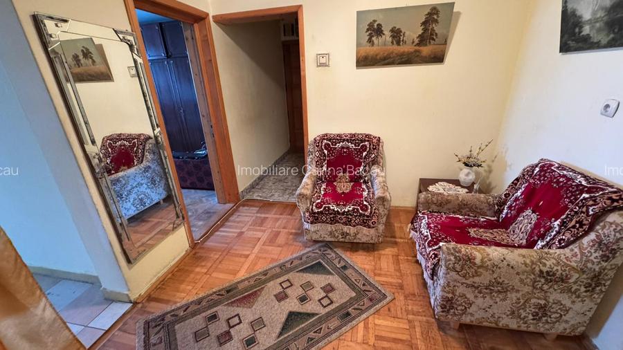 Cornisa langa Central Plaza - decomandat - 5