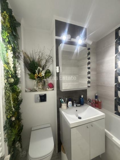 Apartament 3 camere decomandat – Trocadero | Complet renovat - 6