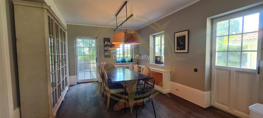 DOM00445 - Vila de poveste la lac cu ponton in Snagov - 35