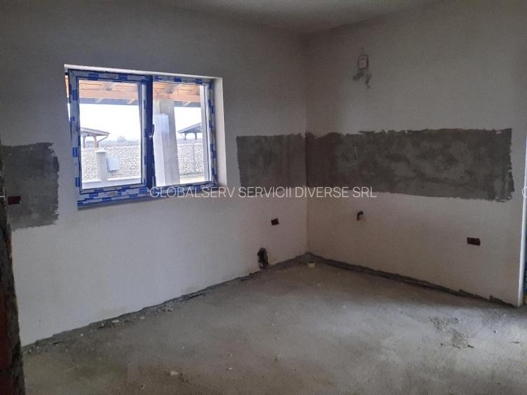 FARA COMISION in Tartasesti casa cu 4 - 5 camere P+E terasa mare camera tehnica - 9