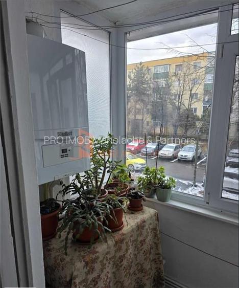 Apartament 2 camere cf 2 semidecomandat zona Crang - 7